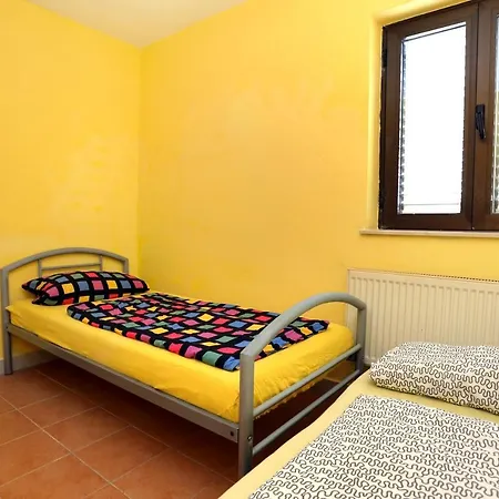By The Sea Drace, Peljesac - 10126 Apartment Drace